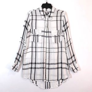 Cupcakes and cashmere plaid button down shirt Size M